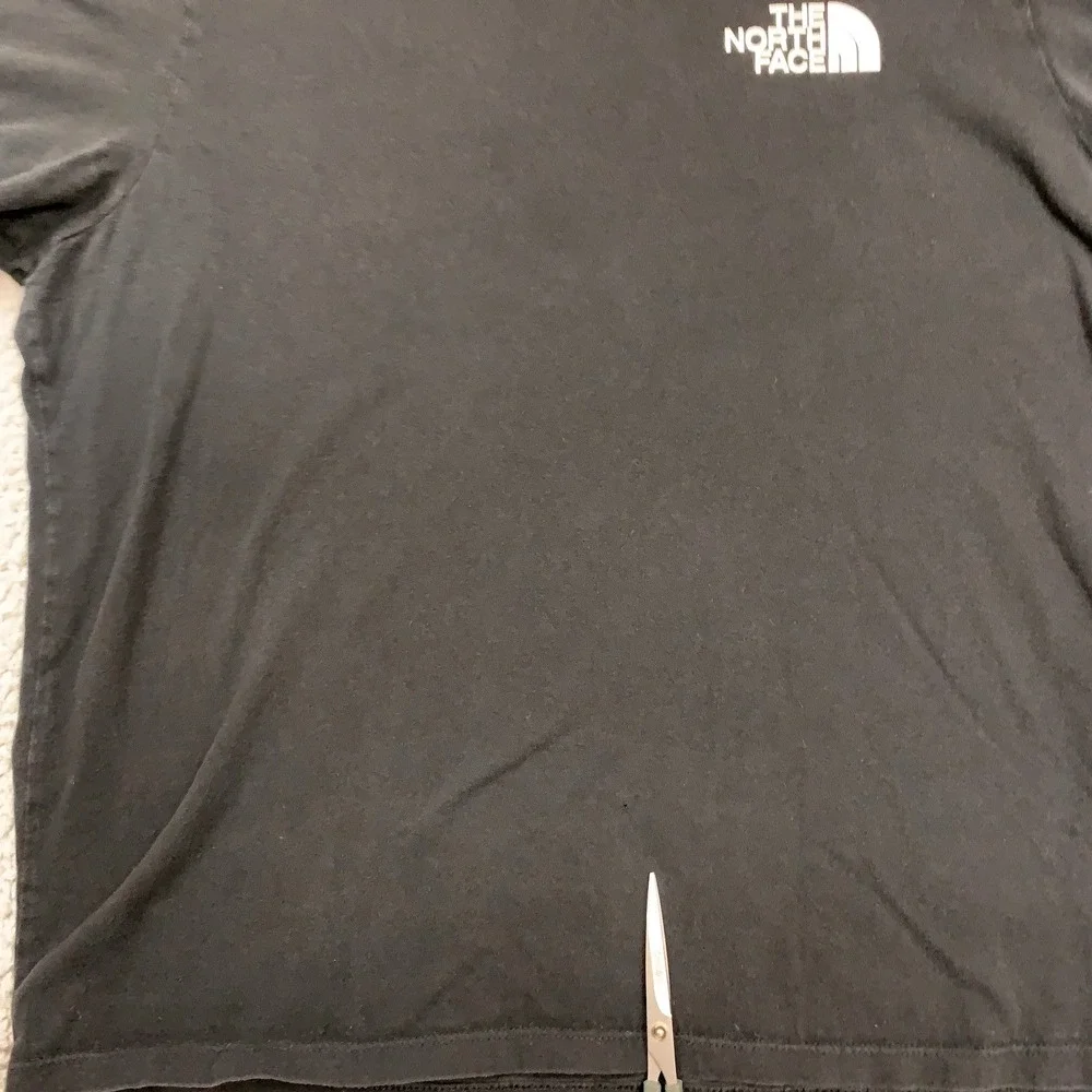 The North Face T-Shirt Womens L Black Cotton Never Stop Exploring Graphic Tee - Picture 3 of 10